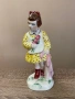 Винтидж порцеланова статуетка „Момиче с цветя“, СССР, снимка 1