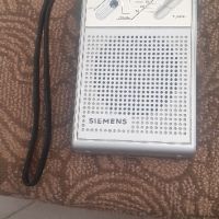 старо малко радио сименс-30лв, снимка 1 - Радиокасетофони, транзистори - 45143765