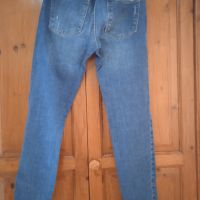 Дамски дънки на Зара , снимка 2 - Детски панталони и дънки - 45456905