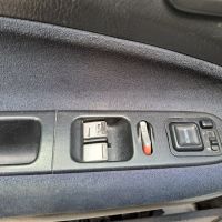 Хонда HRV 1.6 I 4х4, снимка 5 - Автомобили и джипове - 45159250