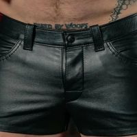 Мъжки кожени къси панталони/шорти XS-S, снимка 1 - Къси панталони - 45481207