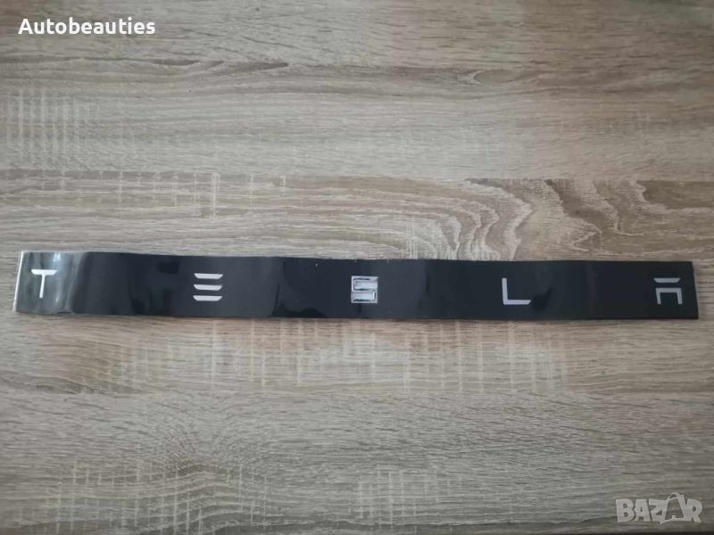 сребрист надпис Tesla Тесла, снимка 1