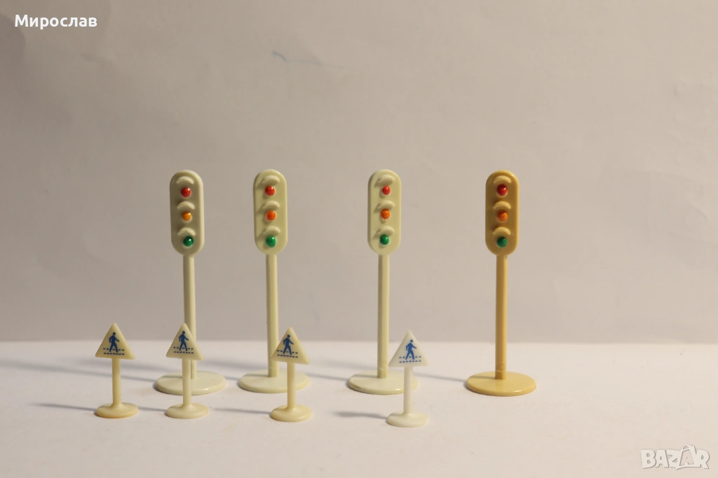 PREISER??? H0 1/87 АКСЕСОАРИ СВЕТОФАР ЗНАЦИ КАМИОН МОДЕЛ, снимка 1