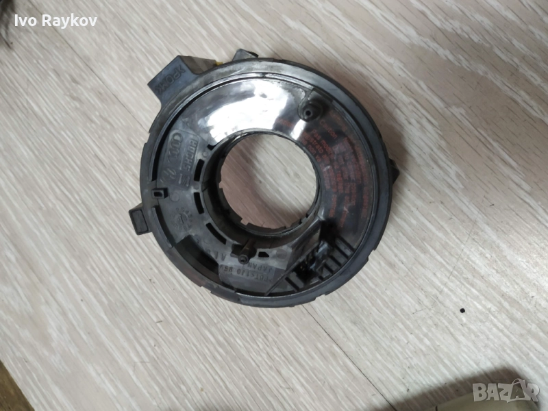 Лентов кабел за Airbag за Volkswagen Bora Sedan (10.1998 - 12.2013), № 1J0 959 653 B, снимка 1