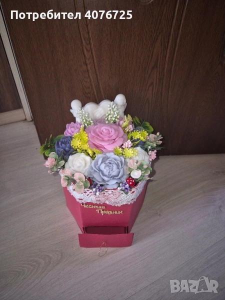 Картонена кутия декурирана с ароматни сапунени цветя , снимка 1
