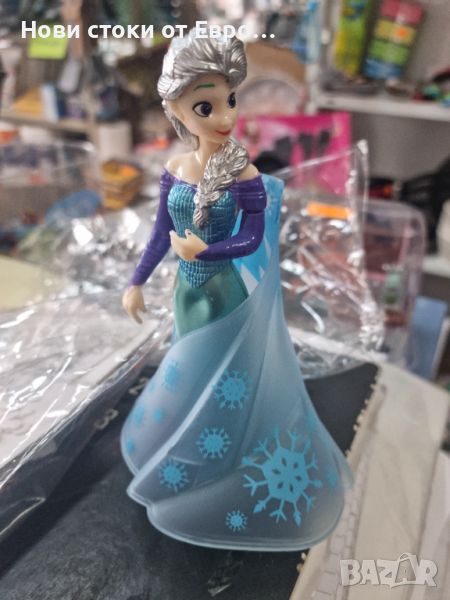 Кукла Елза с жезъли и снежинки, снимка 1
