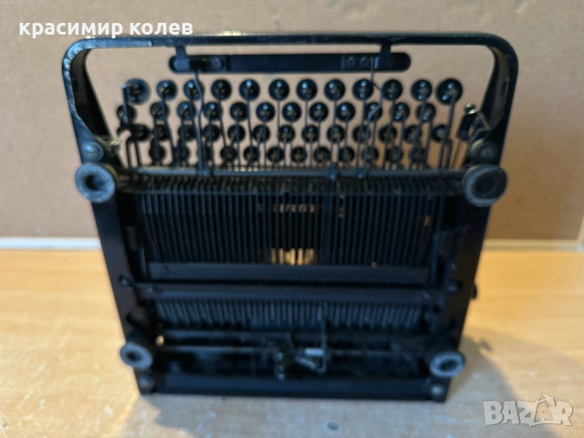 стара пишеща машина "Olympia Progress", снимка 10 - Антикварни и старинни предмети - 54134717