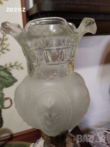 Настолна лампа-месинг и порцелан, снимка 3 - Настолни лампи - 53962560