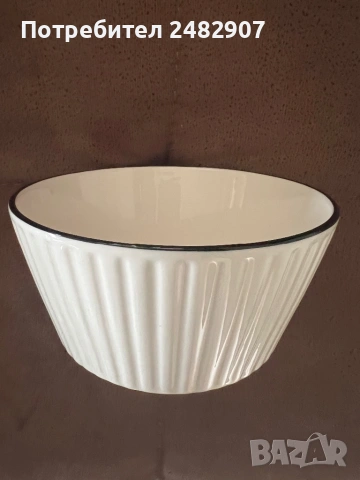 Комплект порцеланови купи - 3 броя, снимка 3 - Чинии - 53690214
