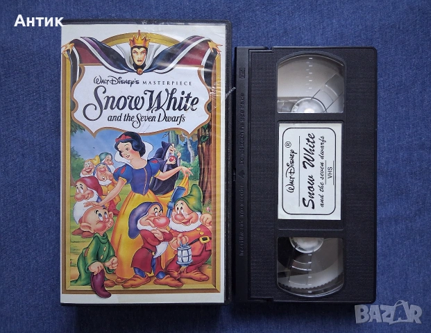Видеокасета VHS Снежанка и Седемте Джуджета Walt Disney Анимация, снимка 2 - Други жанрове - 53043819