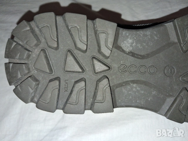 2 чифта - Ecco Track ll 25 Low Gore-tex Waterproof  №42 и №43 мъжки обувки, снимка 18 - Ежедневни обувки - 51388125