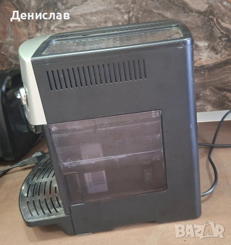 Кафеавтомат/Кафемашина Delonghi Magnifica , снимка 4 - Кафемашини - 53744500