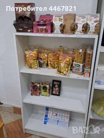 Бели дървени стелажи / етажерки, снимка 3 - Стелажи и щандове - 53508107