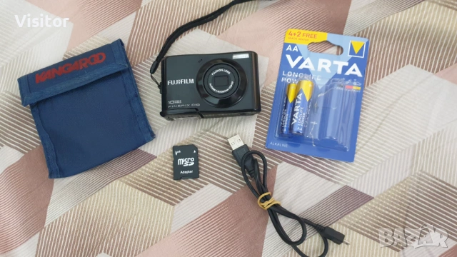 FujiFilm  FinePix C10   -  10MPx
