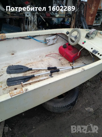 лодка за риболов , снимка 8 - Екипировка - 47533199