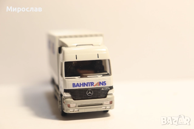 HERPA 1:87 H0 MERCEDES ACTROS КАМИОН МОДЕЛ КОЛИЧКА, снимка 2 - Колекции - 52553015