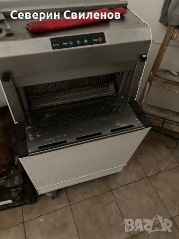 Професионална машина за хляб