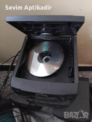 Компактна стерео Hi-Fi система , снимка 2 - Аудиосистеми - 52841014