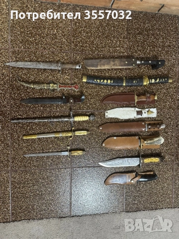Колекция ножове и кортици 