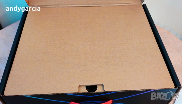 NVIDIA RTX 4070 8GB/Intel Core i7-13700HX/16GB RAM/1TB SSD NVMe/17.3 QHD IPS 240hz/MSI Raider GE78, снимка 5 - Лаптопи за игри - 54237220