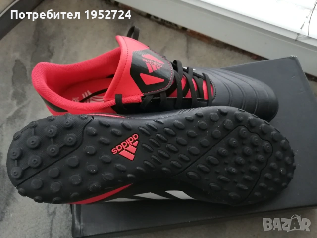Футболни обувки Adidas, снимка 4 - Спортни обувки - 53328367