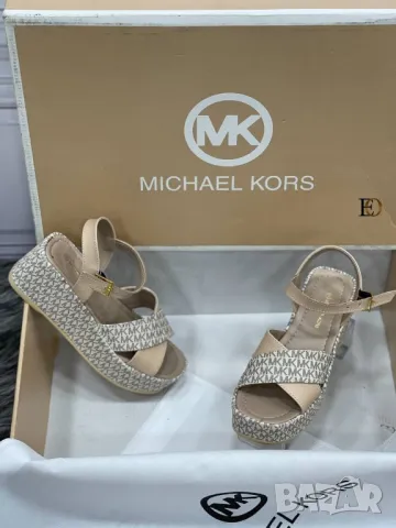 сандали michael kors , снимка 2 - Сандали - 49120152