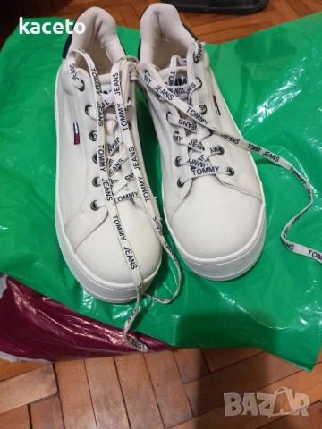 Оригинални кецове TOMMY HILFIGER размер -41, снимка 3 - Кецове - 54032695
