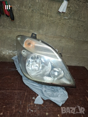 Десен фар за Marecedes Sprinter 2006-2013