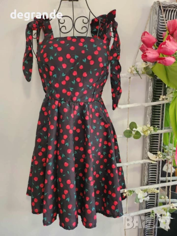 Дамска рокля с черешки/бяла и черна/, снимка 2 - Рокли - 50869824
