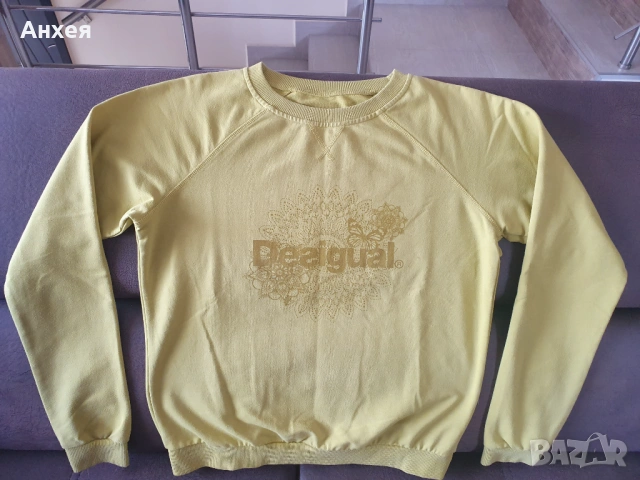 Desigual sweat crew neck essentials суичър, снимка 2 - Суичъри - 53886019