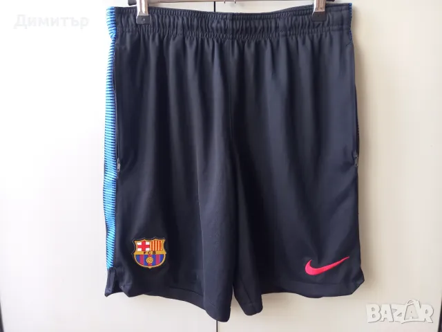 Оригинални шорти къси гащи Nike на FC Barcelona Барселона с джобове, снимка 1 - Футбол - 47132490