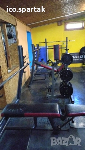 Цялостно оборудване за фитнес зала професионални уреди