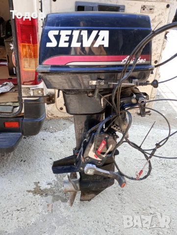 Продавам извънбордов д-л Selva 25HP, 2т, обслужена с щамбайн и жила , внос от Италия