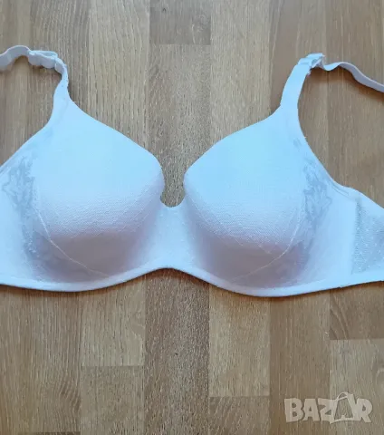 Сутиен Triumph , снимка 2 - Бельо - 49939062