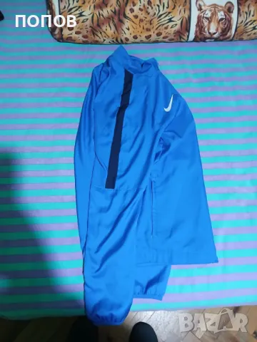 Оригинално Горнище Nike Dri Fit-M, снимка 3 - Спортни дрехи, екипи - 48437066