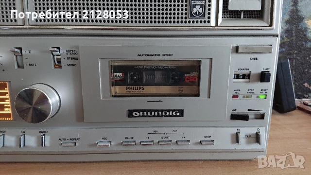 Grundig RR 3000, снимка 5 - Радиокасетофони, транзистори - 51707639