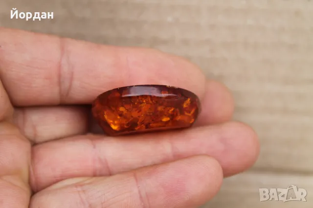 Медальон от Балтийски кехлибар, снимка 5 - Колиета, медальони, синджири - 49651944