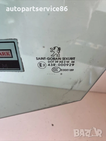 Предно ляво стъкло на прозореца за врата за Peugeot 308 2.0 HDI (2009), снимка 2 - Части - 53632096