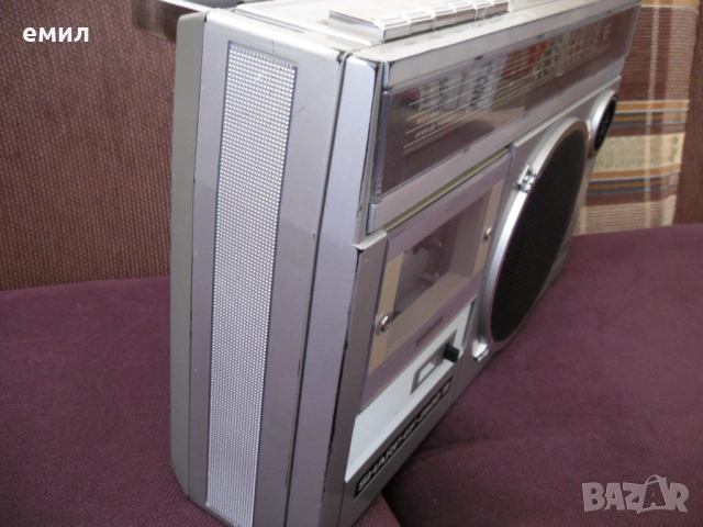 SHARP GF-2500, снимка 2 - Радиокасетофони, транзистори - 54144293