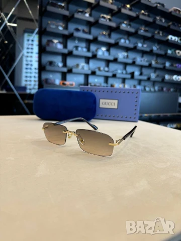 очила с черен обикновен калъф gucci versace, снимка 5 - Слънчеви и диоптрични очила - 50742658