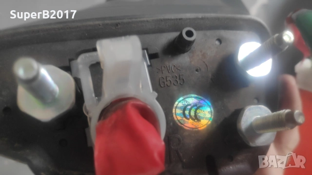 Продавам - оригинално дясно огледало за Лексус НХ 2107-2021 със забележки, снимка 6 - Части - 53833633