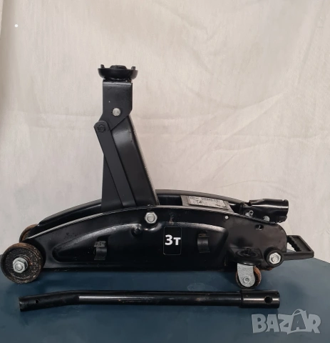 Крик тип крокодил немски 3 тона 