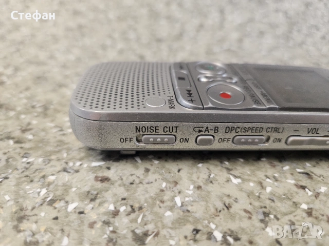 Диктофон Sony ICD-AX412F – Кристален запис и японска прецизност от „Златната ера“ на аудио репортери, снимка 9 - Други - 53959870