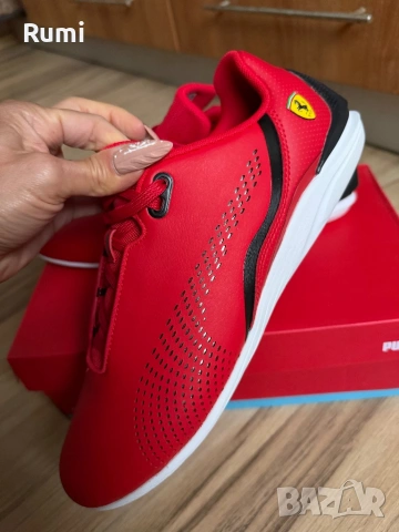 Чисто кови оригинални маратонки Puma Ferrari Drift Cat ! 44 н