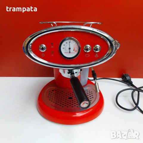 НАЙ ДОБРАТА ОФЕРТА Кафемашина Illy X6 Trio