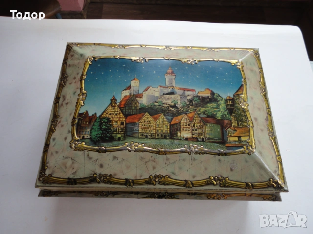 Страхотна ламаринена тенекиена кутия 6, снимка 9 - Антикварни и старинни предмети - 54085963