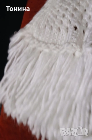 Бяло красиво пончо, ръчно плетиво, снимка 3 - Рокли - 53668954