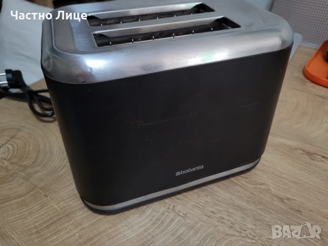 Тостер Brabantia, снимка 3 - Тостери - 50612457