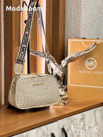 Michael Kors дамски чанти Различни цветове , снимка 6 - Чанти - 48834686