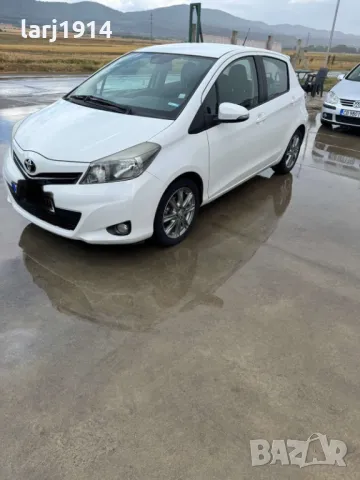 Toyota Yaris, снимка 4 - Автомобили и джипове - 47073964